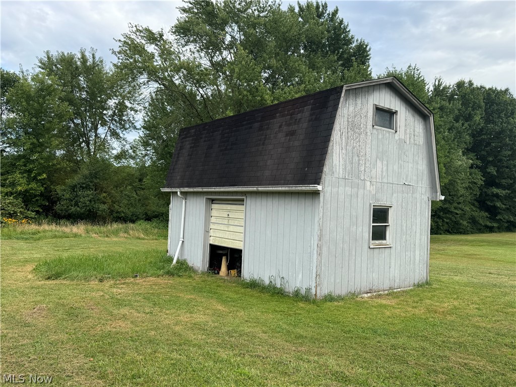 1717 Stillwagon Road Niles OH 44446