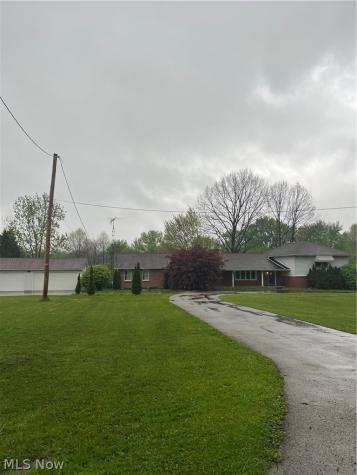 1717 Stillwagon Road Niles OH 44446