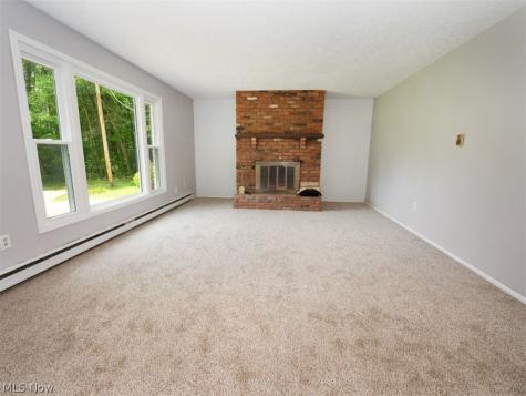 3969 Lynn Road Ravenna OH 44266