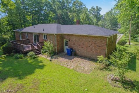 3969 Lynn Road Ravenna OH 44266
