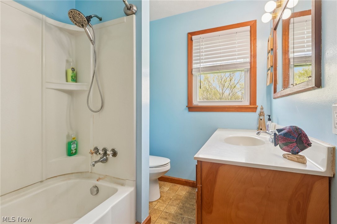 5777 Nave Street SW Canton OH 44706