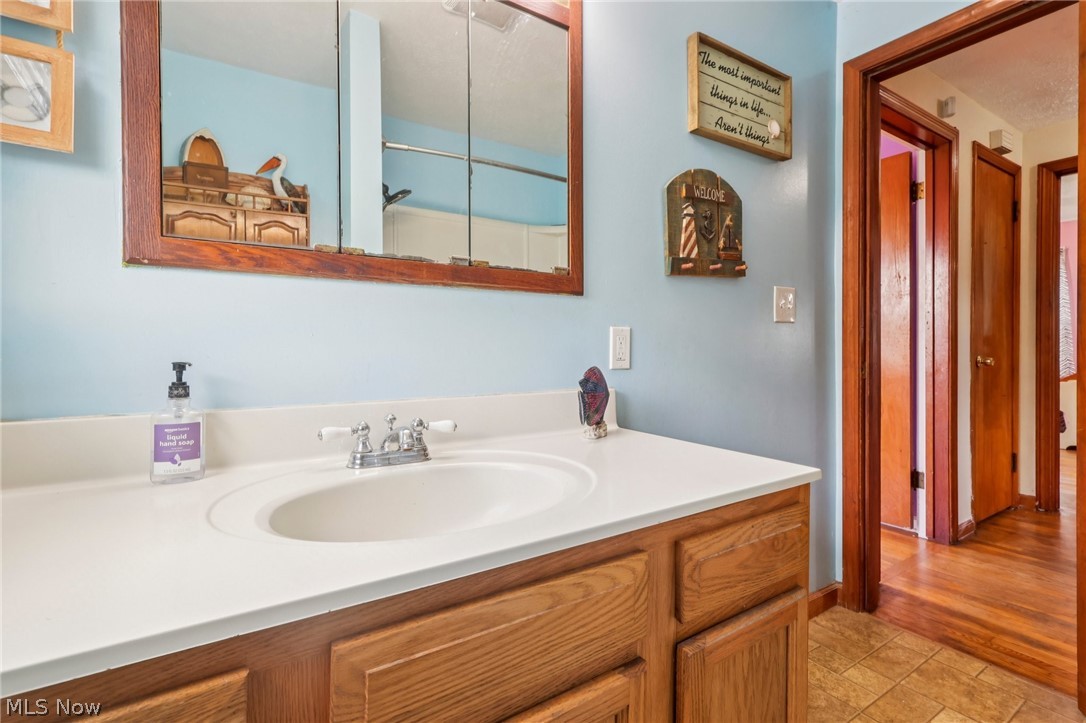 5777 Nave Street SW Canton OH 44706