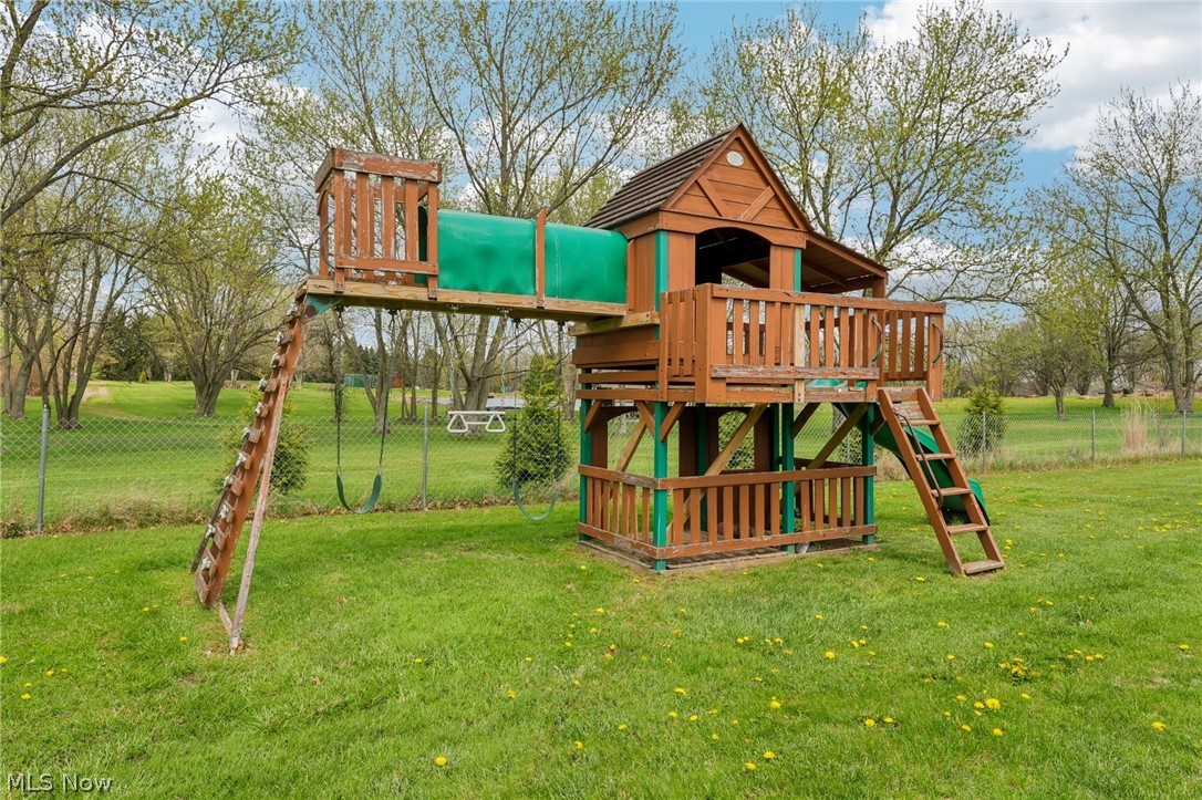 5777 Nave Street SW Canton OH 44706