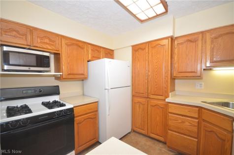 530 Roosevelt Avenue Cuyahoga Falls OH 44221