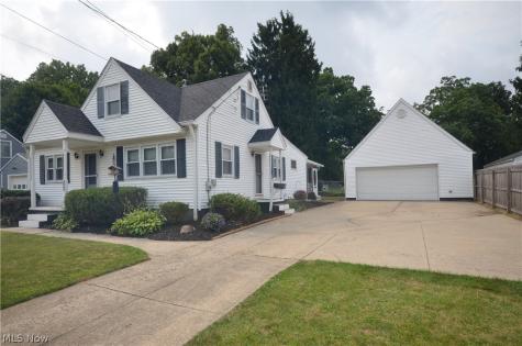 530 Roosevelt Avenue Cuyahoga Falls OH 44221