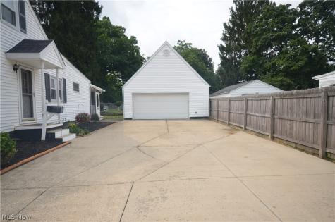 530 Roosevelt Avenue Cuyahoga Falls OH 44221