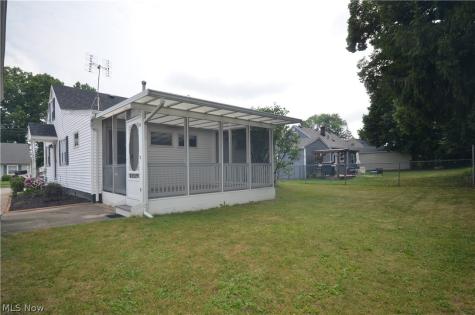 530 Roosevelt Avenue Cuyahoga Falls OH 44221