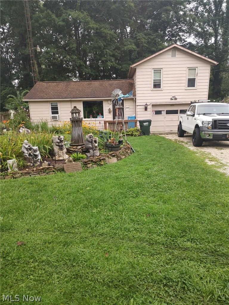 2072 Hilltop Drive Carrollton OH 44615