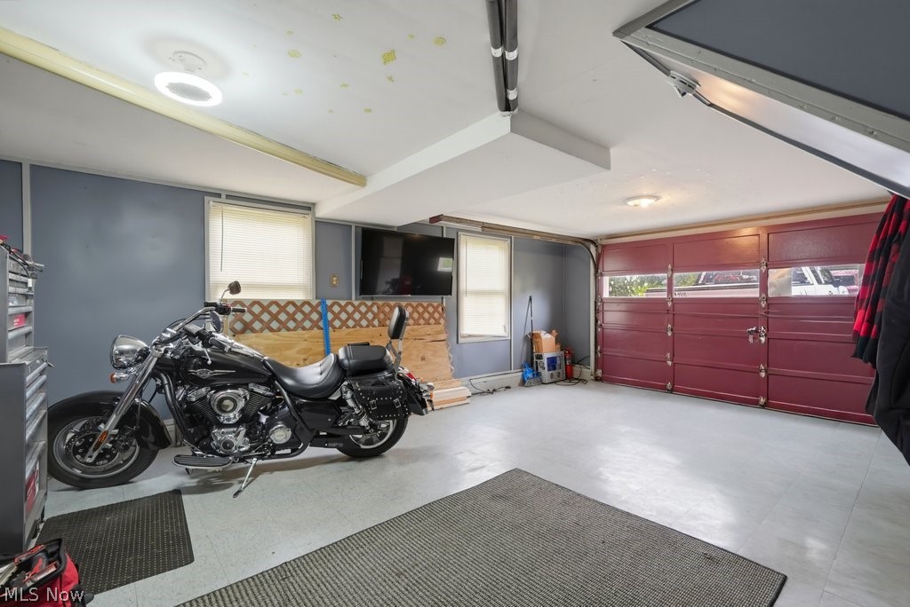 2072 Hilltop Drive Carrollton OH 44615