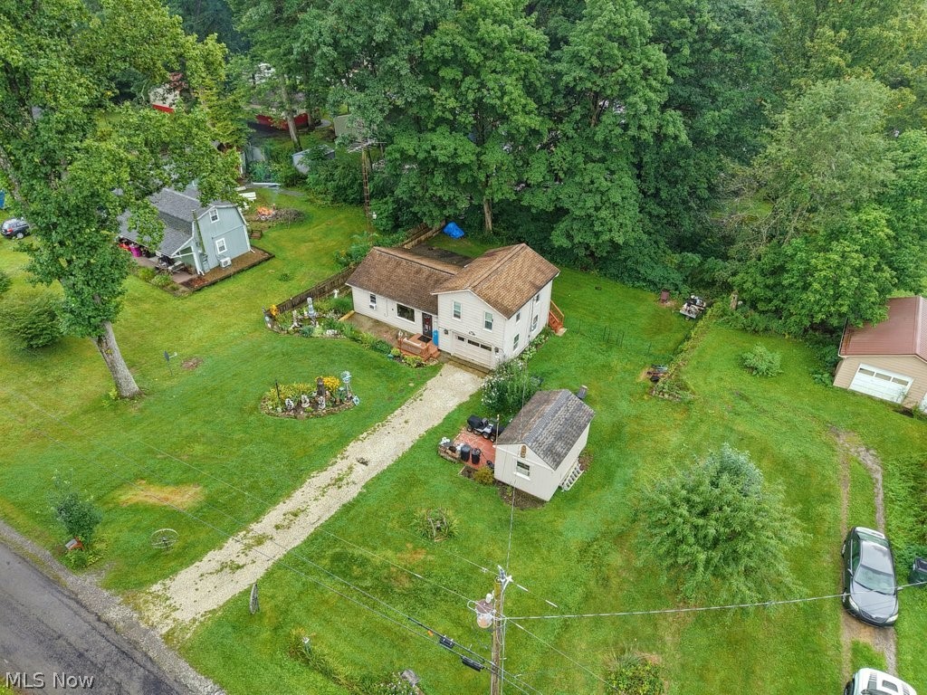 2072 Hilltop Drive Carrollton OH 44615