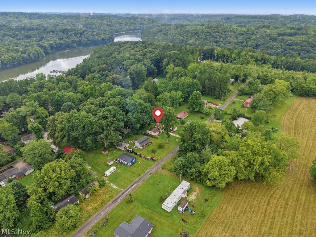 2072 Hilltop Drive Carrollton OH 44615