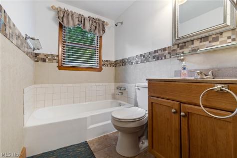 13222 Atwater Avenue NE Alliance OH 44601