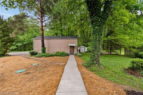13222 Atwater Avenue NE Alliance OH 44601