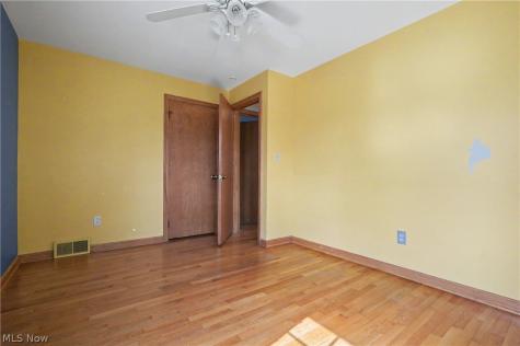 1372 Doncaster Drive Youngstown OH 44511