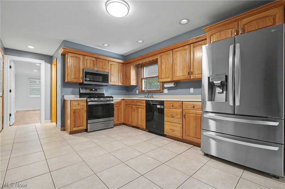 1372 Doncaster Drive Youngstown OH 44511