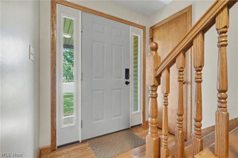 1372 Doncaster Drive Youngstown OH 44511