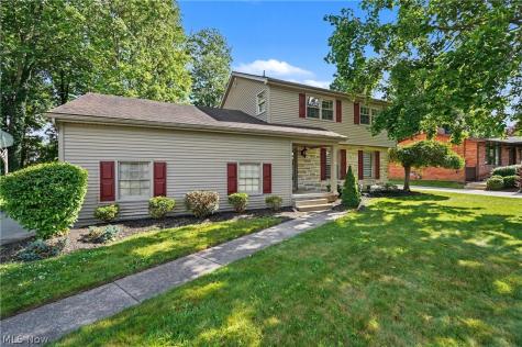 1372 Doncaster Drive Youngstown OH 44511