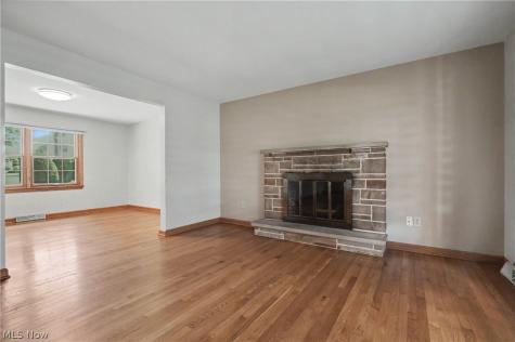 1372 Doncaster Drive Youngstown OH 44511