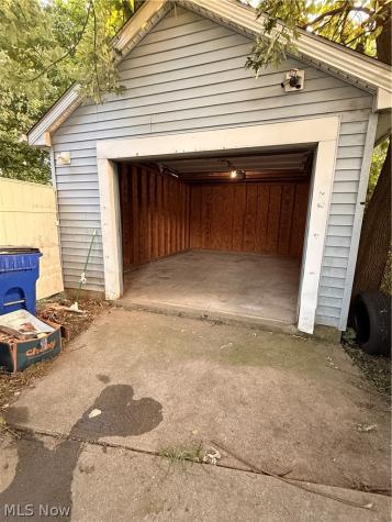 10606 Reno Avenue Cleveland OH 44105