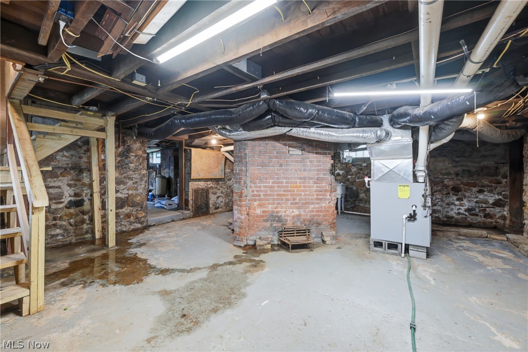 8471 Main Street Kinsman OH 44428