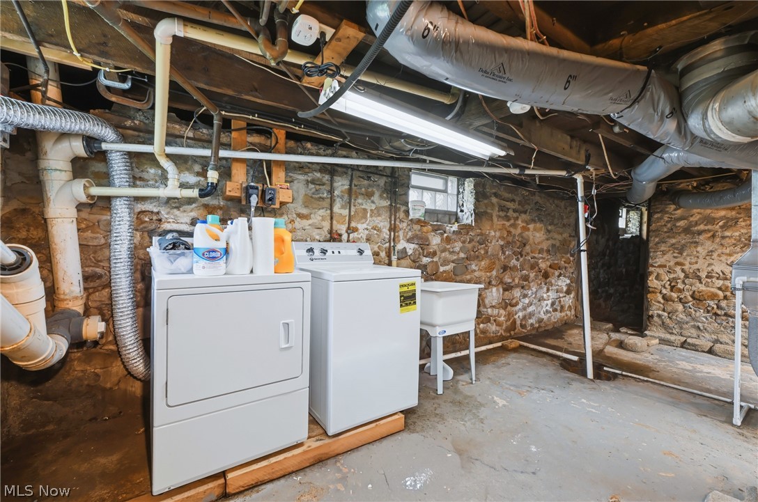 8471 Main Street Kinsman OH 44428