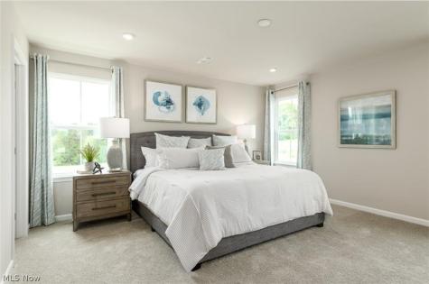 3286 Sandmill Run Amherst OH 44001