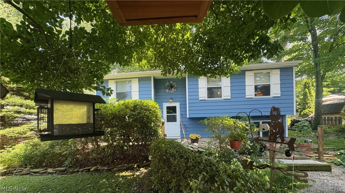 1717 Stirling Road Madison OH 44057