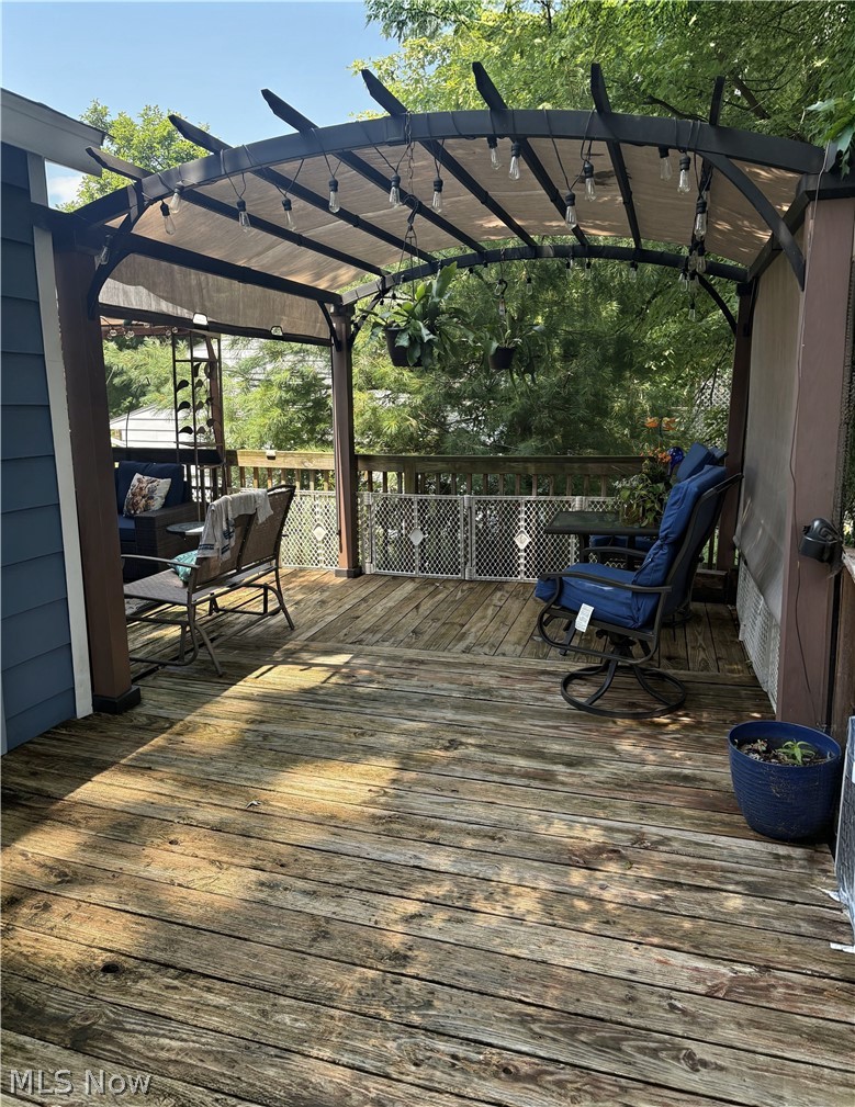 1717 Stirling Road Madison OH 44057