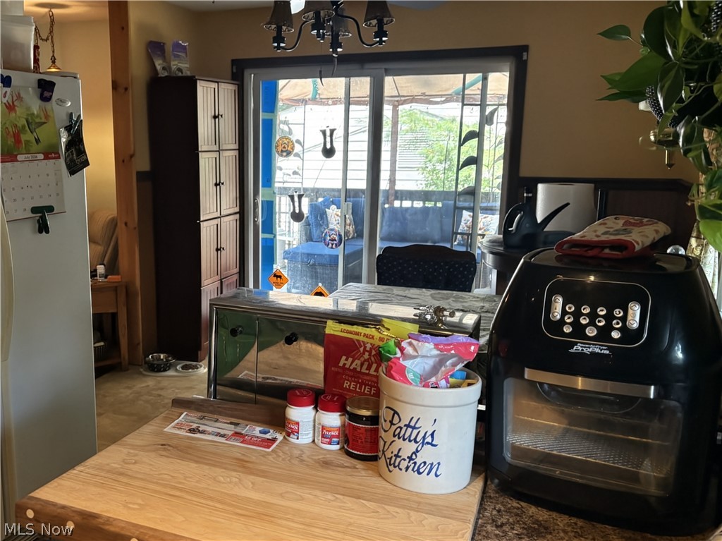 1717 Stirling Road Madison OH 44057