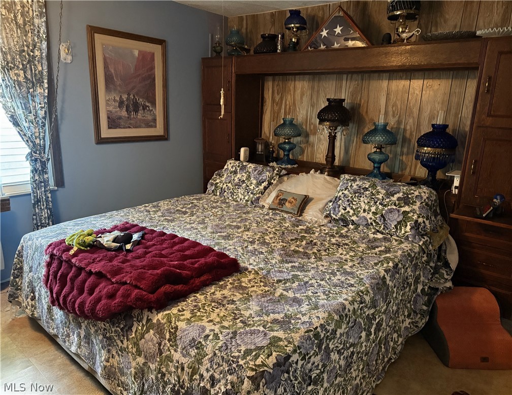 1717 Stirling Road Madison OH 44057