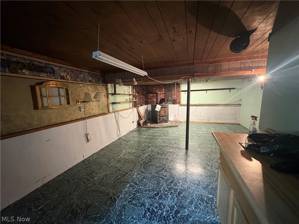 1717 Stirling Road Madison OH 44057