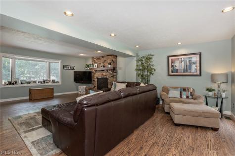 5778 Green Circle Willoughby OH 44094