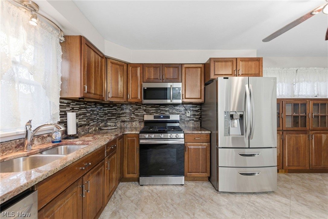 3803 Center Drive Parma OH 44134