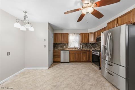 3803 Center Drive Parma OH 44134