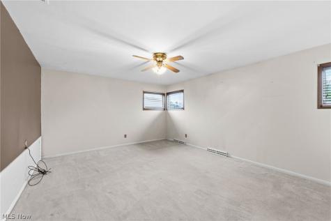3803 Center Drive Parma OH 44134
