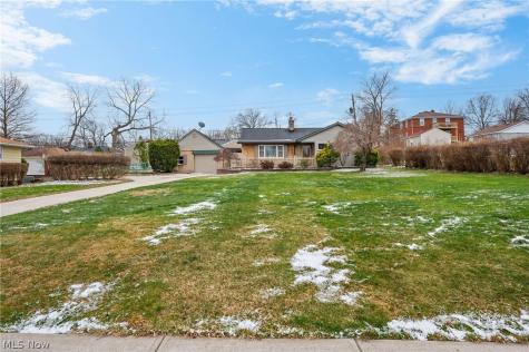 3803 Center Drive Parma OH 44134