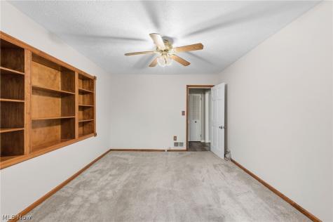 3803 Center Drive Parma OH 44134