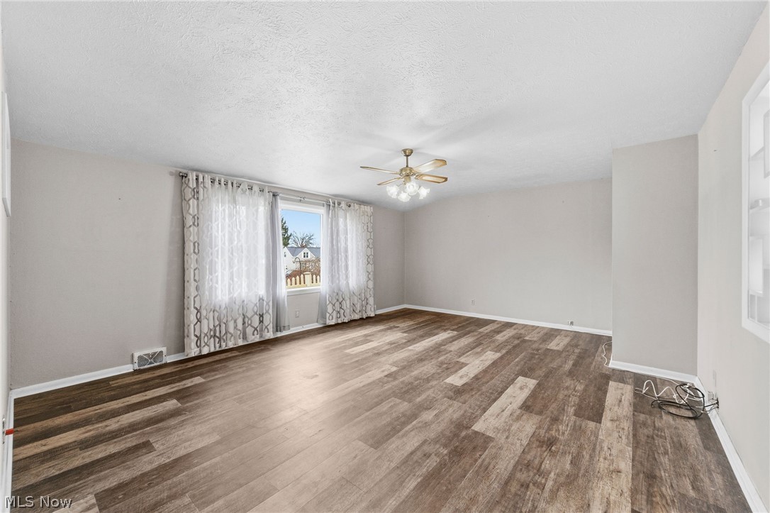 3803 Center Drive Parma OH 44134