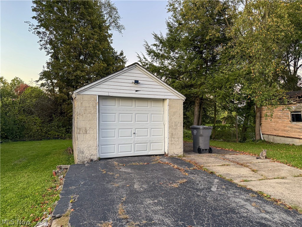 328 E Laclede Avenue Youngstown OH 44507