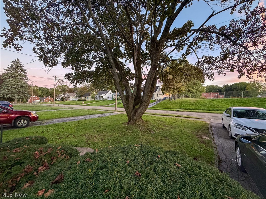 328 E Laclede Avenue Youngstown OH 44507