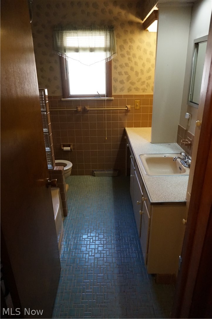 2068 Miami Road Euclid OH 44117