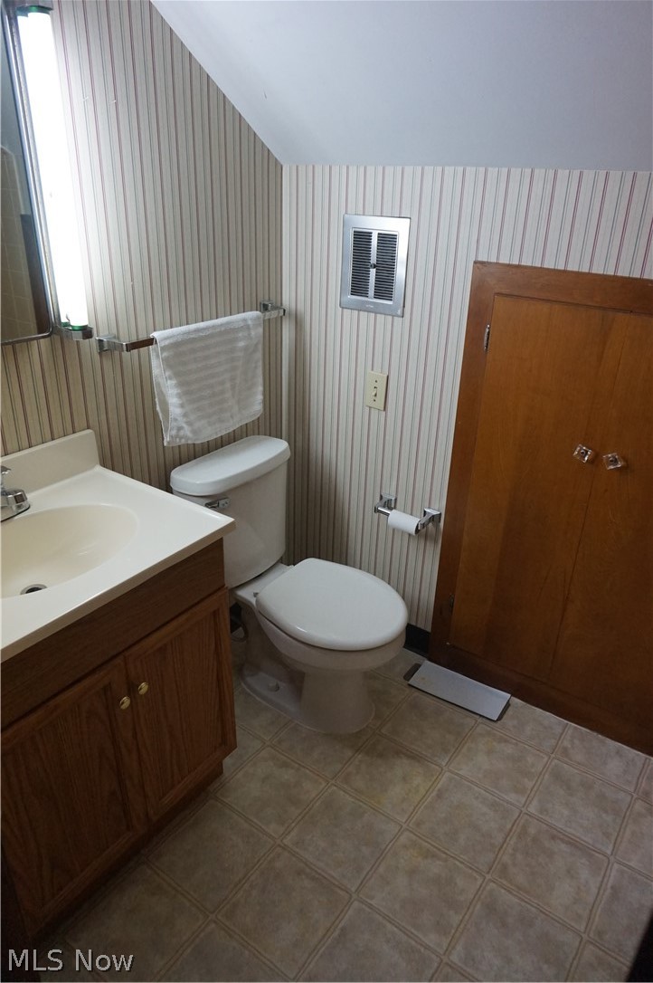 2068 Miami Road Euclid OH 44117