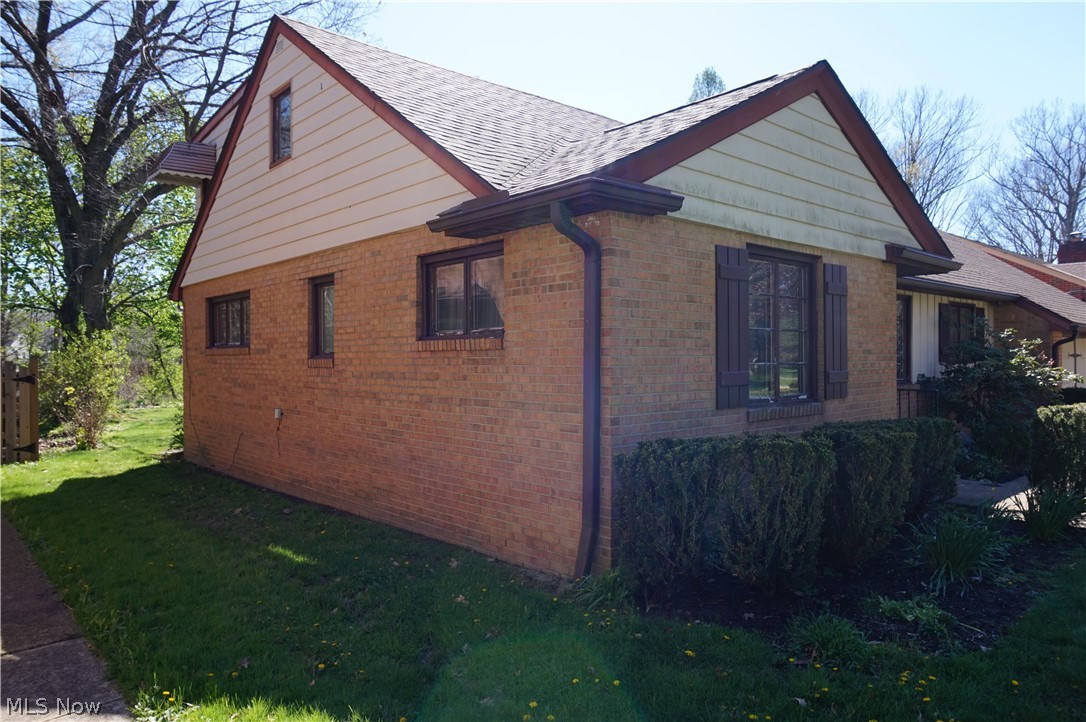 2068 Miami Road Euclid OH 44117