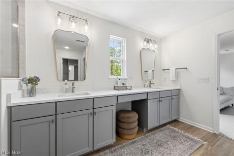 4384 Chaseline Ridge Brunswick OH 44212