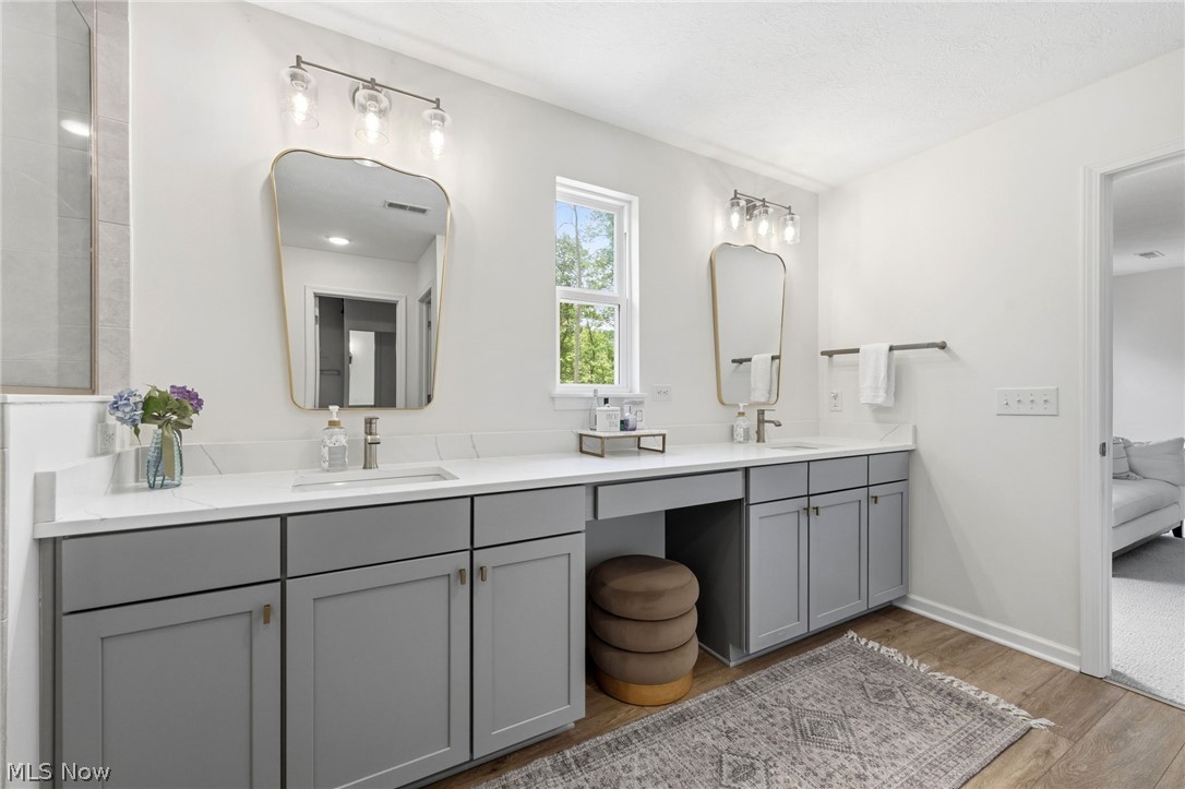 4384 Chaseline Ridge Brunswick OH 44212