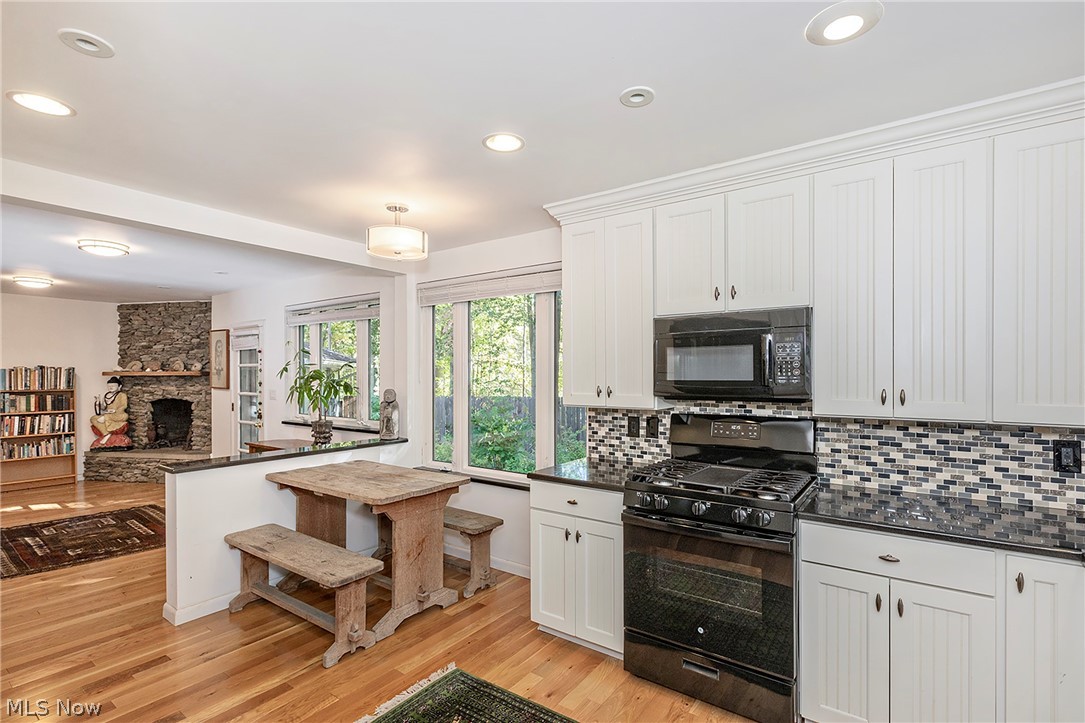 8165 Chagrin Mills Road Chagrin Falls OH 44022