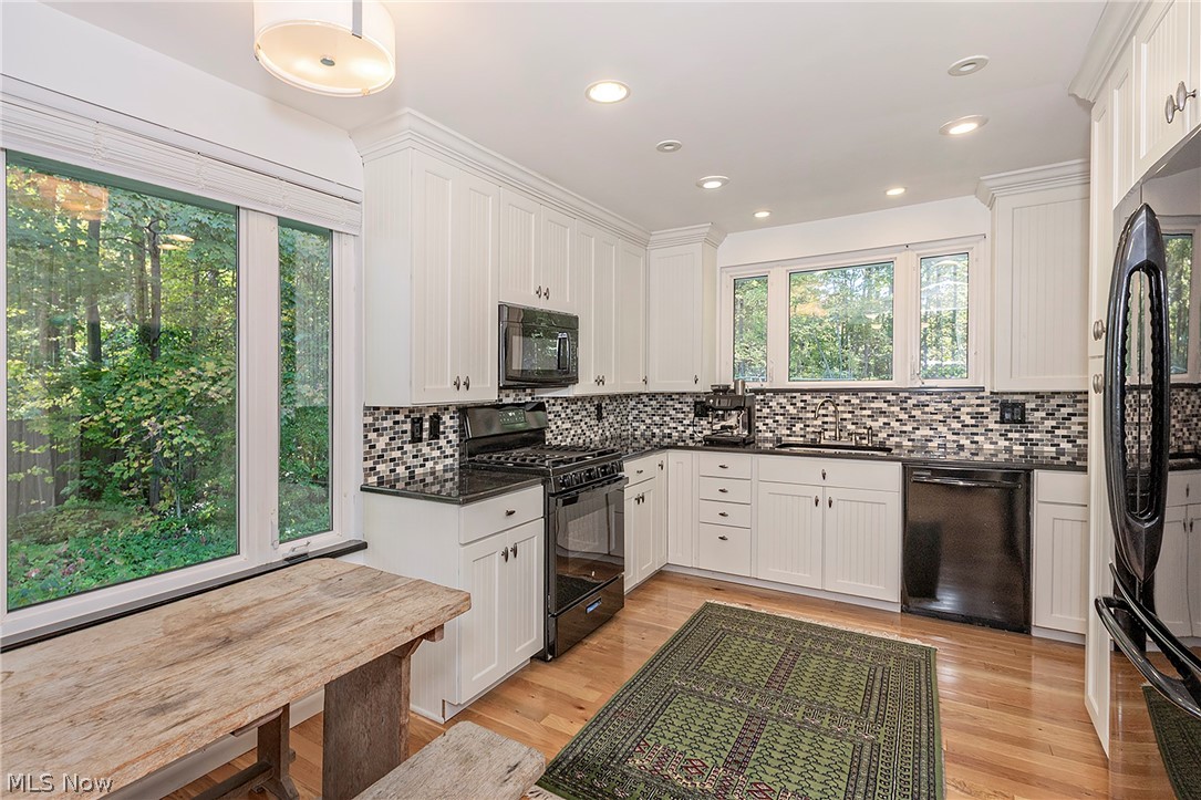 8165 Chagrin Mills Road Chagrin Falls OH 44022
