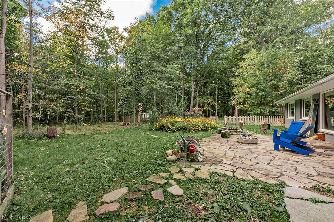 8165 Chagrin Mills Road Chagrin Falls OH 44022