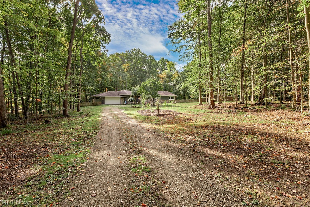 8165 Chagrin Mills Road Chagrin Falls OH 44022