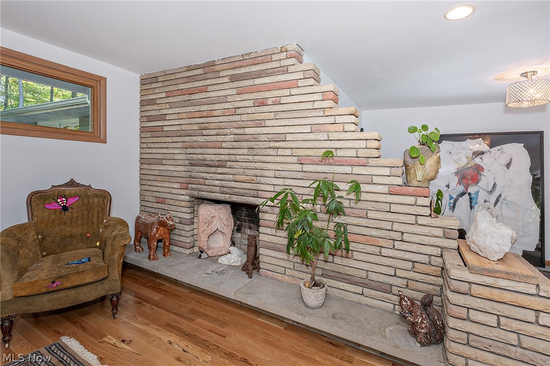 8165 Chagrin Mills Road Chagrin Falls OH 44022
